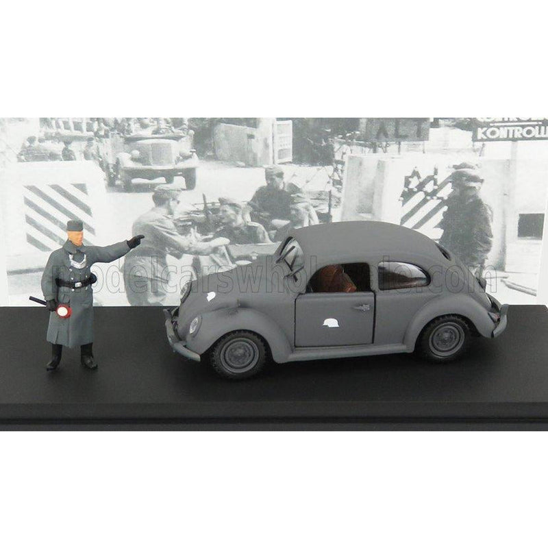 Volkswagen Kdf 1939 With Wehrmacht With Figures Military Grey - 1:43
