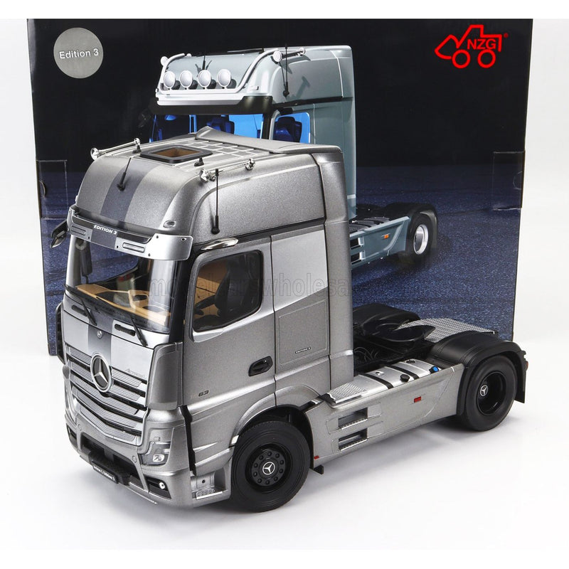 Mercedes Benz Actros 2 1863 Gigaspace 4X2 Mirrorcam Tractor Truck 2-ASSI Edition 3 2020 Grey - 1:18