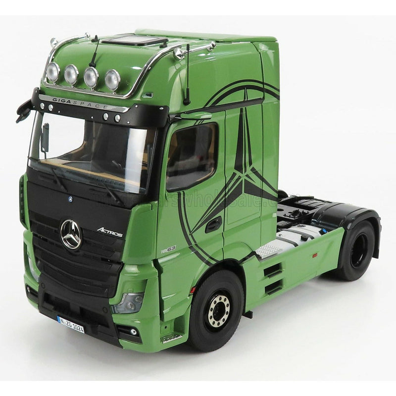 Mercedes Benz Actros 2 1863 Gigaspace 4X2 Mirrorcam Tractor Truck 2-Assi 2018 Olive Green - 1:18