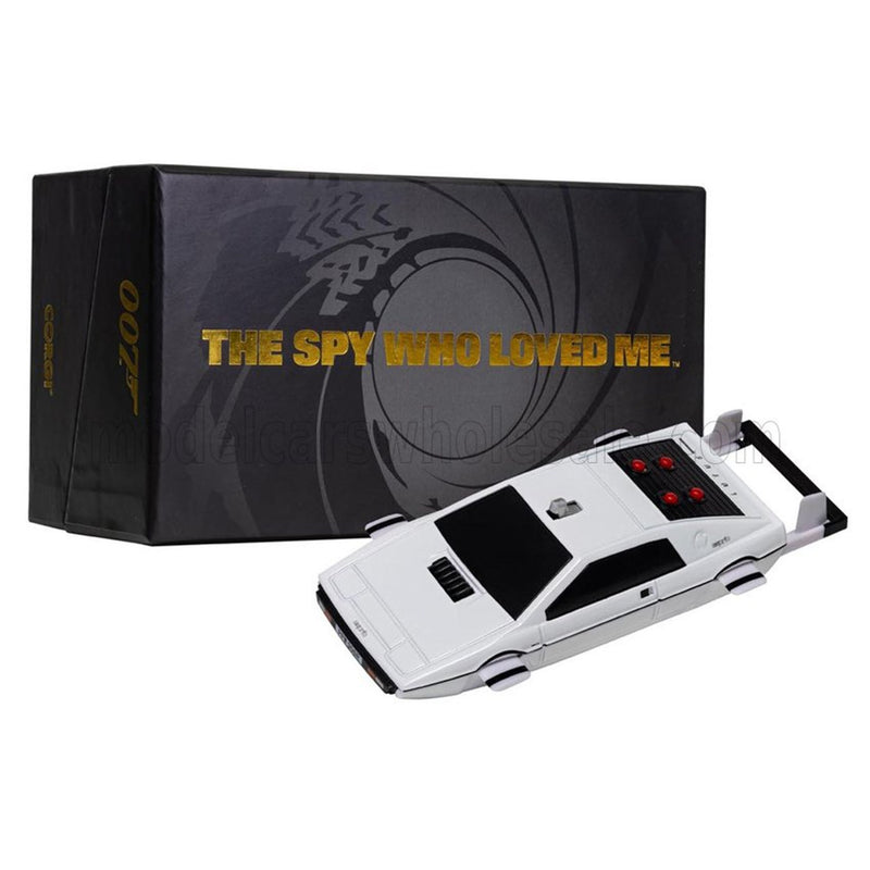 Lotus Esprit 1977 - 007 James Bond - The Spy Who Loved Me - La Spia Che Mi Amava Tv Series - Movie - 1:36