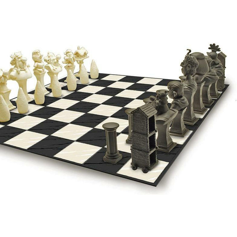 Asterix Chess Set