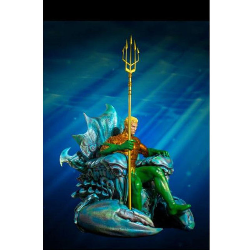 Aquaman On Throne Statue - 1:3
