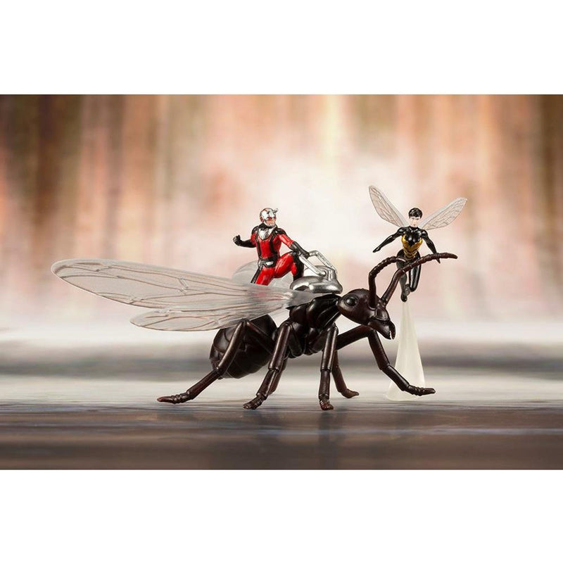 Astonishing Antman & Wasp Artfx+ Statue