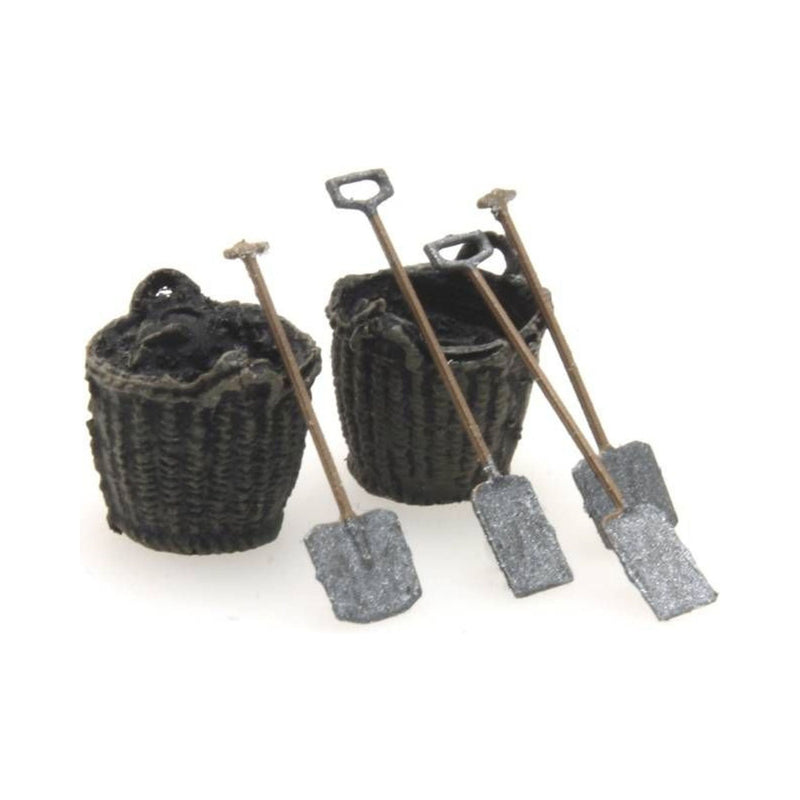 Coal Baskets And Tools Ready-Made Painted - 1:87