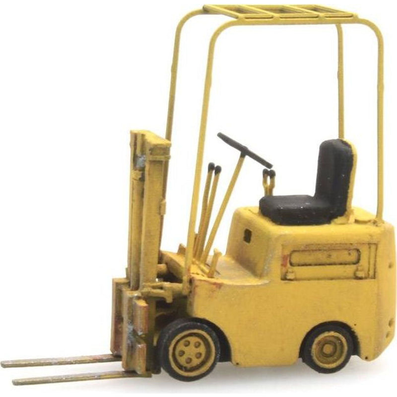Forklift Yellow Ready-Made Painted - 1:87