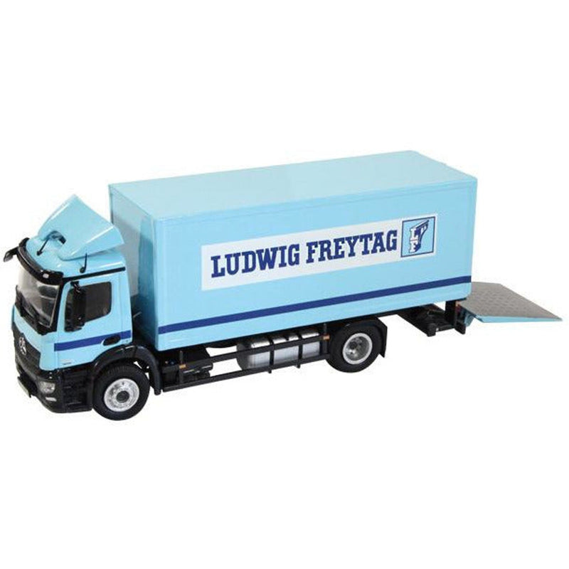 MB Antos 4x2 Container Truck W. Lifting Platform 'Ludwig Freytag' - 1:50